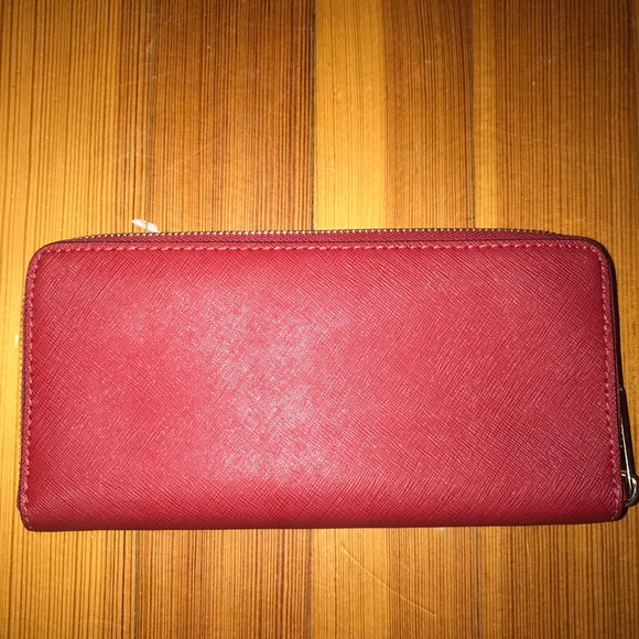 Michael Kors wallet - Picture 3 of 4